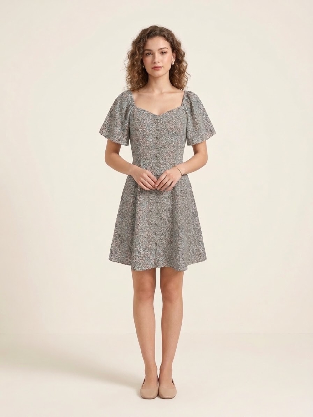 Sweetheart Button-Front Mini Dress in Heather Gray Floral